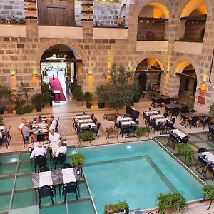Kanuni Kervansaray Historical Hotel Çeşme